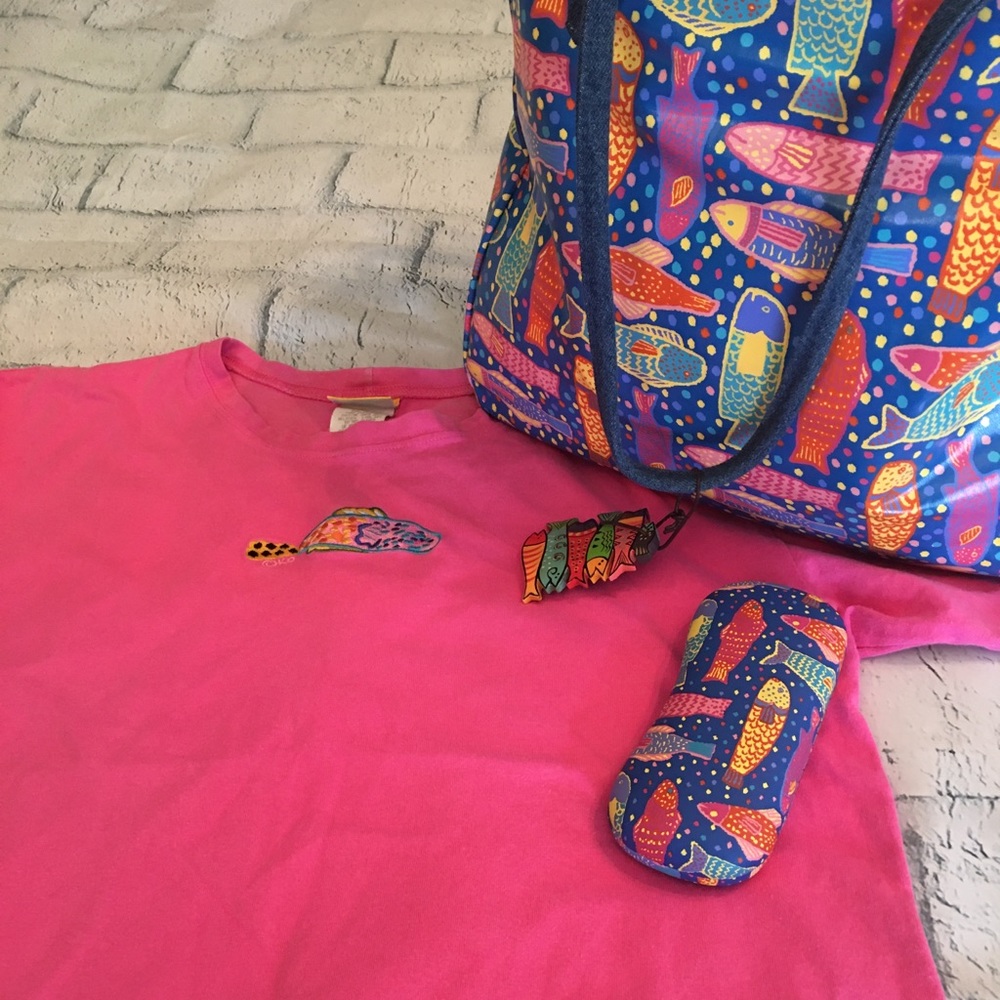 Pink Fish Tee - Picture 6 of 6